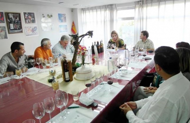 cata de vino.jpg